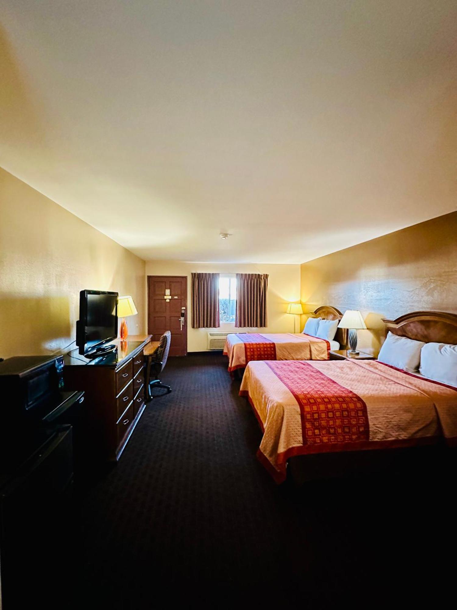 Franciscan Inn Motel Виста Экстерьер фото